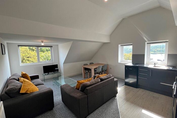 2 Bedroom Apartment To Rent In The Pavilion, Russell Road, NG7