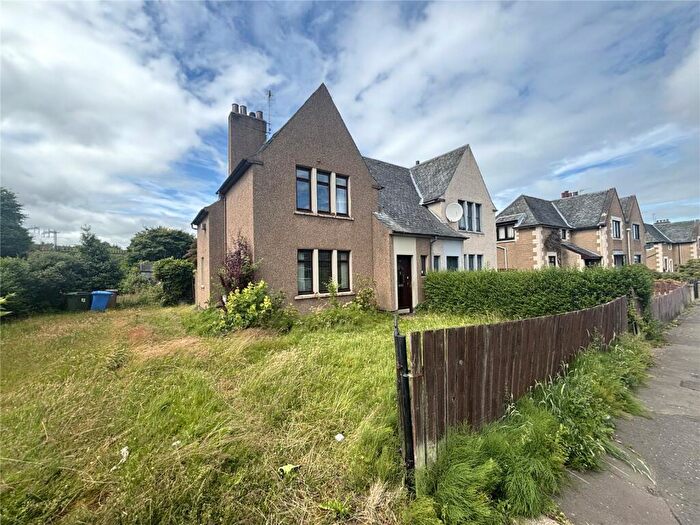 3 Bedroom Semi-Detached House For Sale In Woodburn Road, Falkirk, Stirlingshire, FK2
