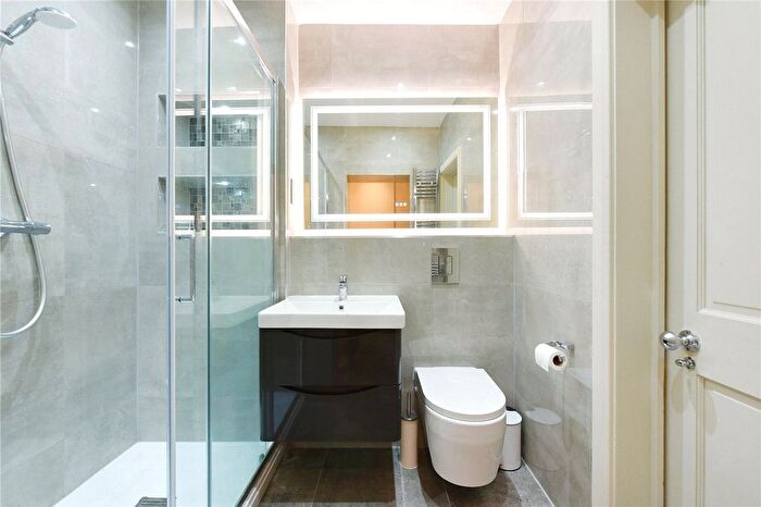 1 Bedroom Flat To Rent In West Eaton Place, Belgravia, London, SW1X