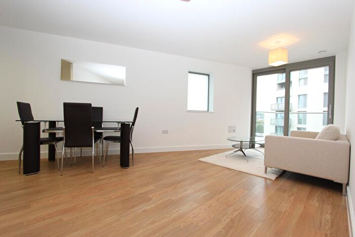 2 Bedroom Apartment To Rent In Cornmill Lane, Lewisham, London, SE13