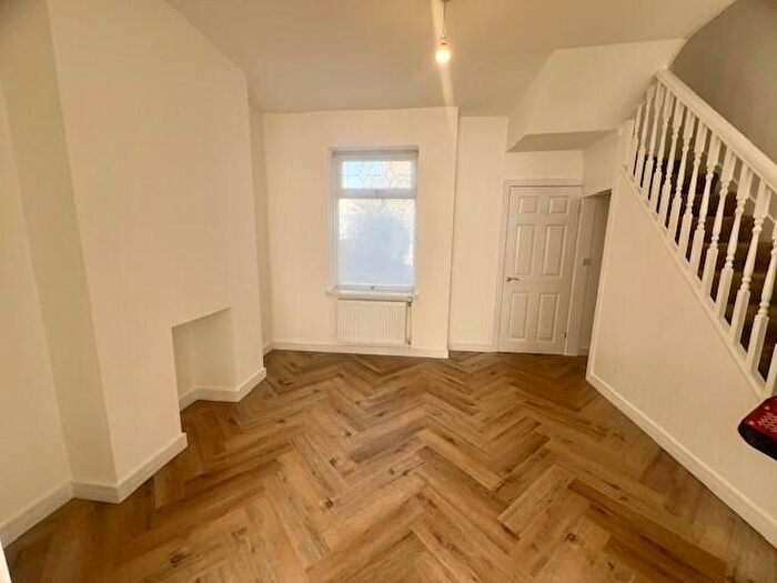 2 Bedroom House To Rent In Daisy Street, Canton, Cardiff, CF5