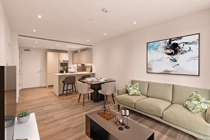 1 Bedroom Apartment To Rent In Nine Elms Lane, London, SW11