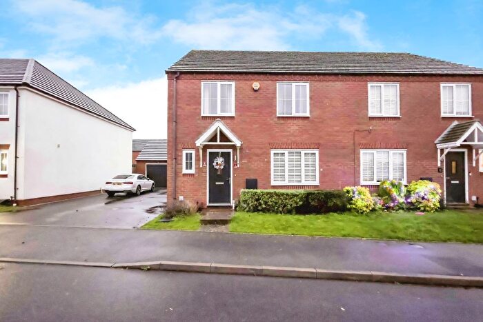 4 Bedroom Semi-Detached House For Sale In Thatchers Barn Drive, Halesowen, B62