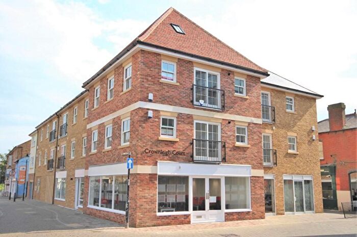 2 Bedroom Apartment To Rent In Crownleigh Court, Hart Street, Brentwood, CM14