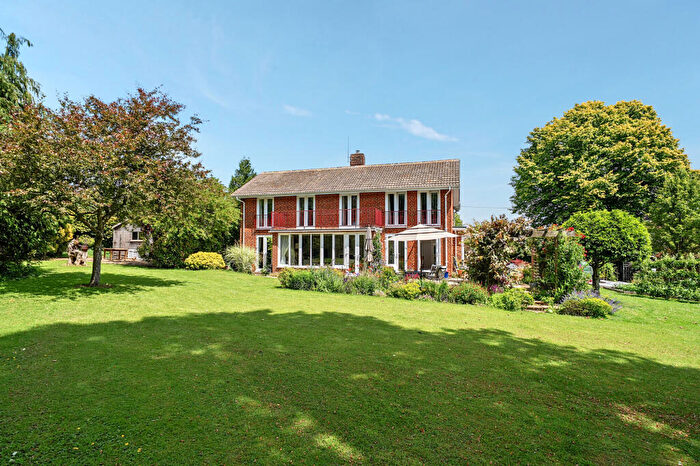 5 Bedroom Detached House For Sale In Itchel Lane, Crondall, Farnham, GU10