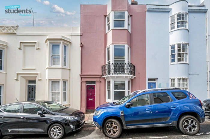 6 Bedroom Terraced House To Rent In Temple Street, Brighton, East Sussex, BN1