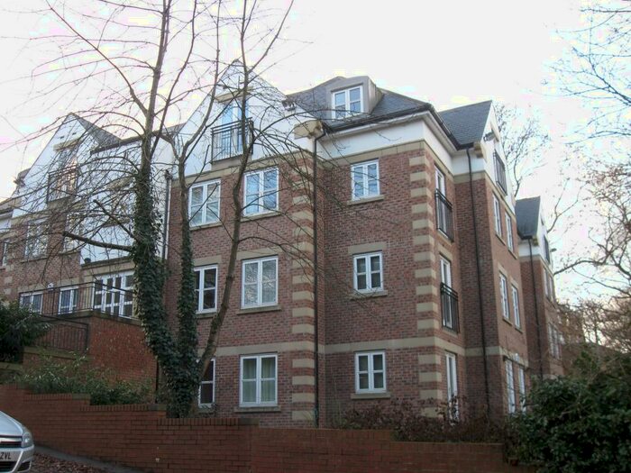 2 Bedroom Flat To Rent In The Grange, North Grange Mount, LS6