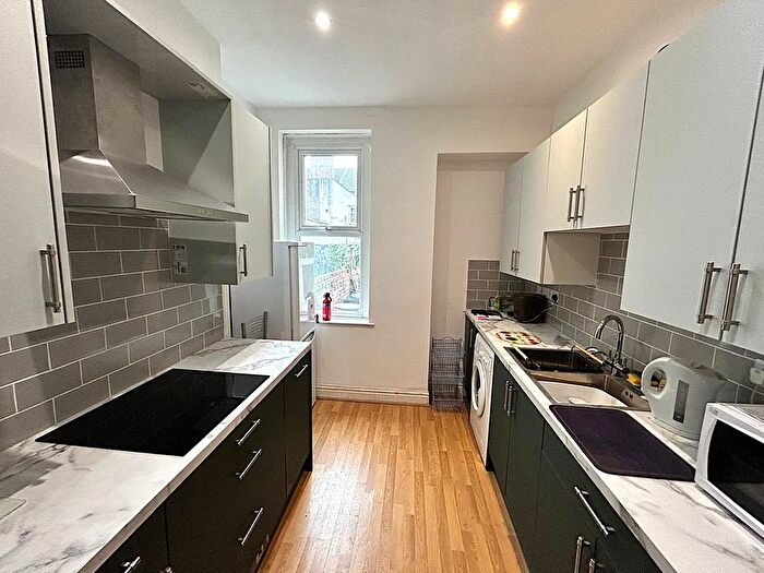 3 Bedroom Terraced House To Rent In Somerset Street, Cardiff, CF11