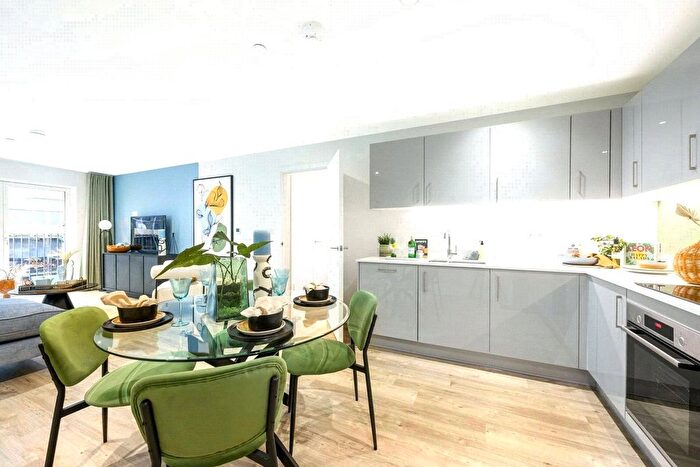 2 Bedroom Flat For Sale In Barrack Street, Norwich, NR3
