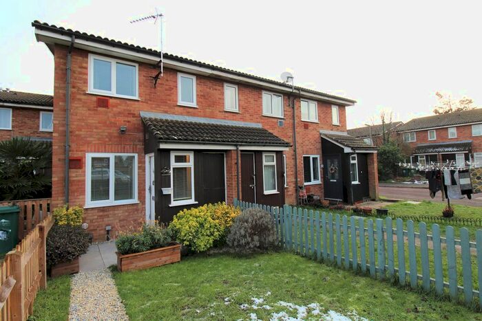 1 Bedroom Semi-Detached House To Rent In Shellfield Close, Staines, TW19