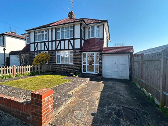 3 Bedroom Semi Detached House For Sale In Harley Gardens, Orpington, BR6