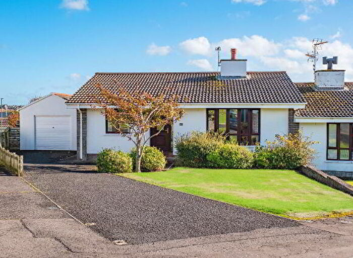 3 Bedroom Semi-Detached Bungalows For Sale In Strandview Avenue, Portstewart, BT55