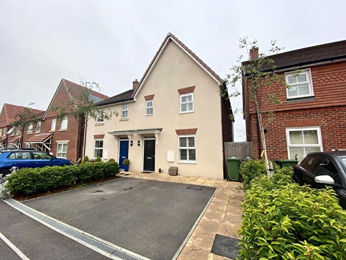 3 Bedroom House To Rent In Habitat Way, Wallingford, OX10