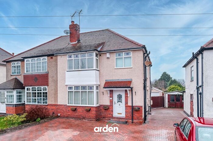 4 Bedroom Semi Detached House For Sale In Kingsley Road, Kingswinford, DY6