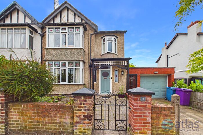 4 Bedroom Semi-Detached House For Sale In Lynmouth Road, Aigburth, L17