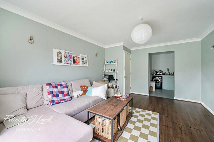 1 Bedroom Apartment For Sale In Deals Gateway, London, SE13