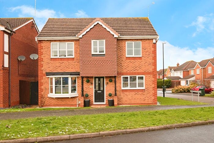 3 Bedroom Detached House For Sale In Middlefield Drive, Binley, Coventry, West Midlands, CV3