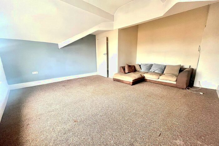 2 Bedroom Flat To Rent In Egerton Road North, Chorlton Cum Hardy, Manchester, M21