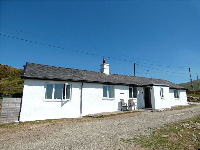 2 Bedroom Detached House For Sale In Waunfawr, Caernarfon, Gwynedd, LL55
