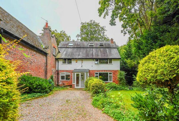 4 Bedroom Semi-Detached House For Sale In Halsall Road, Halsall, L39