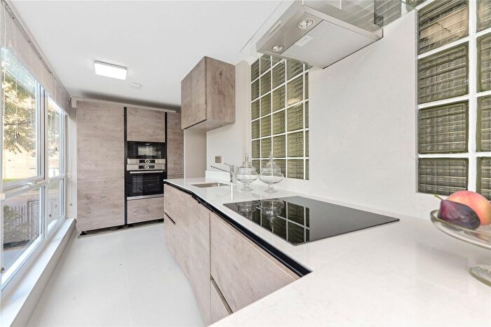 3 Bedroom Flat To Rent In Boydell Court, St Johns Wood Park, London, NW8