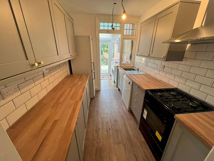 3 Bedroom Terraced House To Rent In St Anthonys Avenue, Woodford Green, IG8