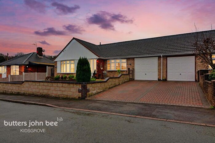 3 Bedroom Semi-Detached Bungalow For Sale In Worcester Close, Stoke-On-Trent, ST7