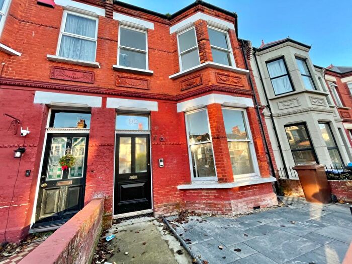 1 Bedroom Flat To Rent In Norfolk Road, Cliftonville, Margate, Kent, CT9