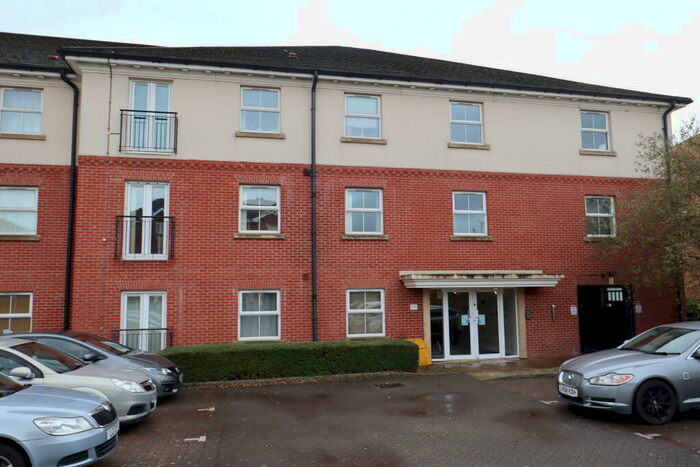 2 Bedroom Flat To Rent In Olsen Rise, Lincoln, LN2