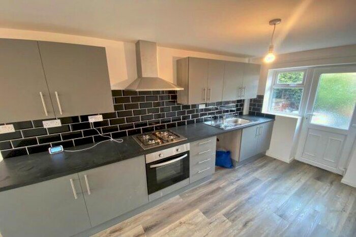 3 Bedroom Property To Rent In Bransdale Road, Nottingham, NG11