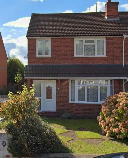 3 Bedroom Property To Rent In Greenhill Avenue, Kidderminster, DY10