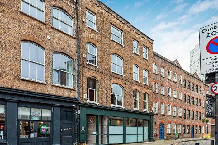 2 Bedroom Flat To Rent In Fleur De Lis Street, London, E1