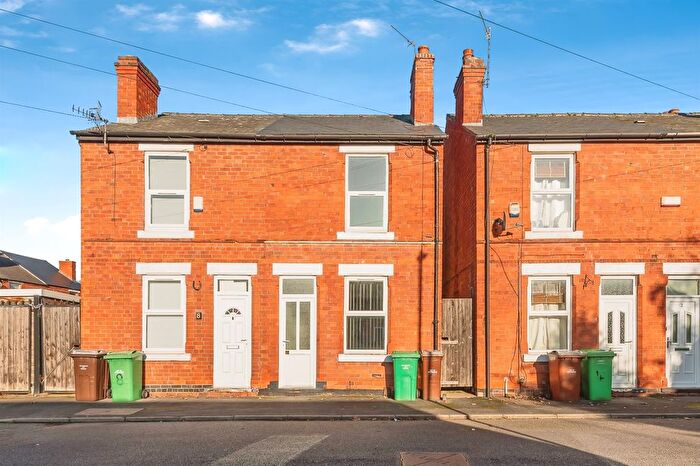 2 Bedroom Semi Detached House For Sale In Barry Street, Nottingham, NG6