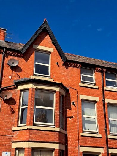 1 Bedroom Flat To Rent In Wellington Road, Rhyl, LL18