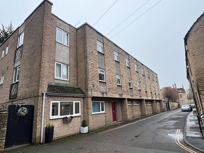 House For Sale In Park House, Burghley Lane, Stamford, Lincolnshire, PE9