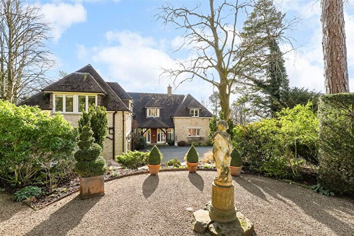 5 Bedroom Property For Sale In Private Road, Rodborough Common, Stroud, GL5