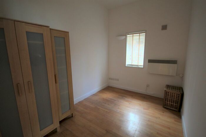 2 Bedroom Flat To Rent In Cheshire Street, Shoreditch E2