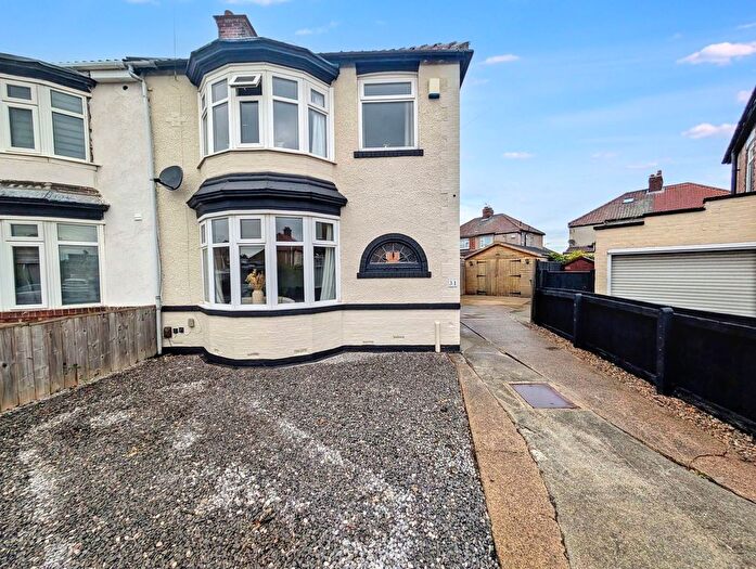 3 Bedroom Semi-detached House For Sale In Oaklands Avenue, Norton, Stockton-On-Tees, TS20