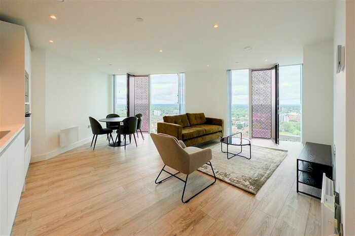 2 Bedroom Apartment To Rent In Thr, M15