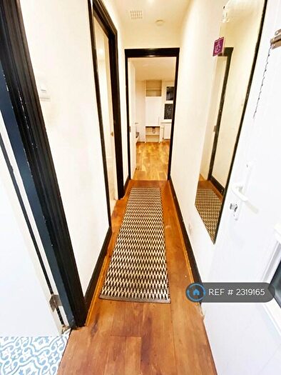 1 Bedroom Flat To Rent In Farnley Road, London, SE25