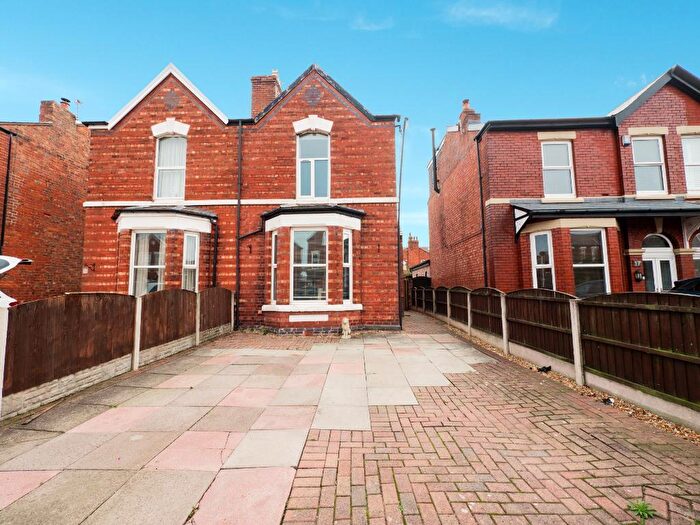 3 Bedroom Semi-Detached House To Rent In Chestnut Street, Southport, Merseyside, PR8