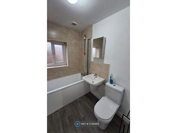 3 Bedroom Semi-Detached House To Rent In Billy Lane, Swinton, Manchester, M27