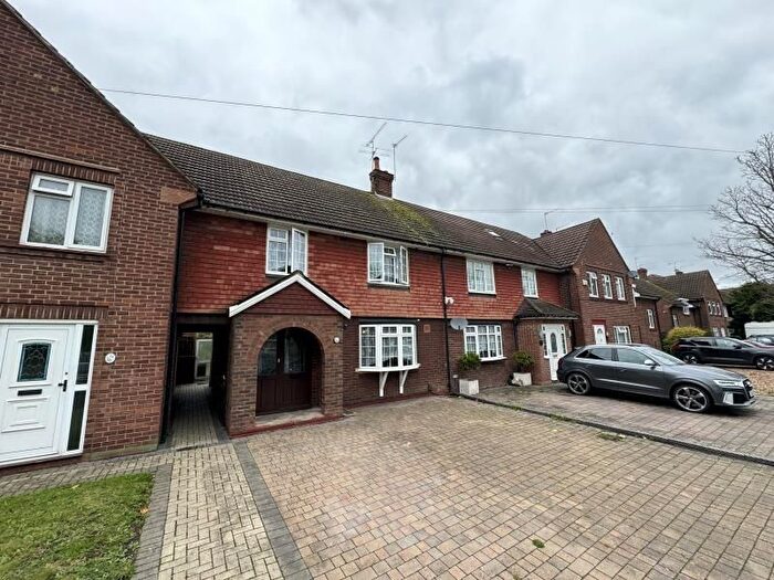 4 Bedroom Terraced House To Rent In Edinburgh Drive, Staines, TW18