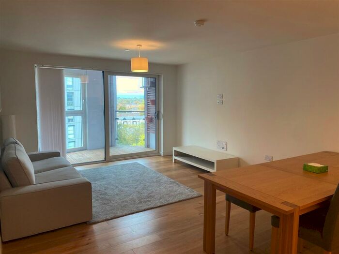 2 Bedroom Apartment To Rent In Hatbox, Munday Street, Manchester, M4