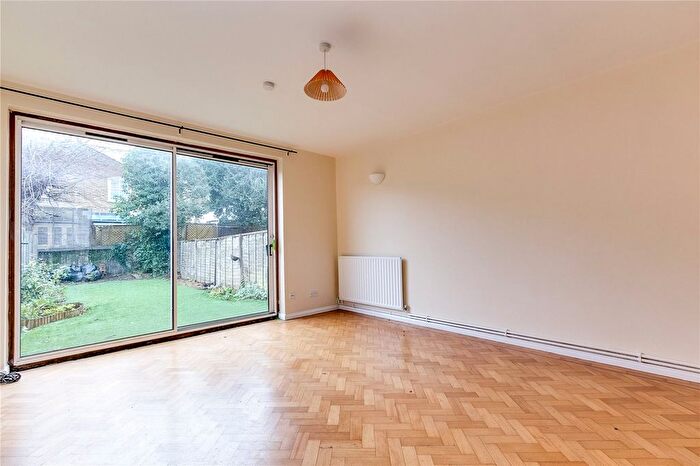 2 Bedroom Terraced House To Rent In Woodbourne Close, London, SW16
