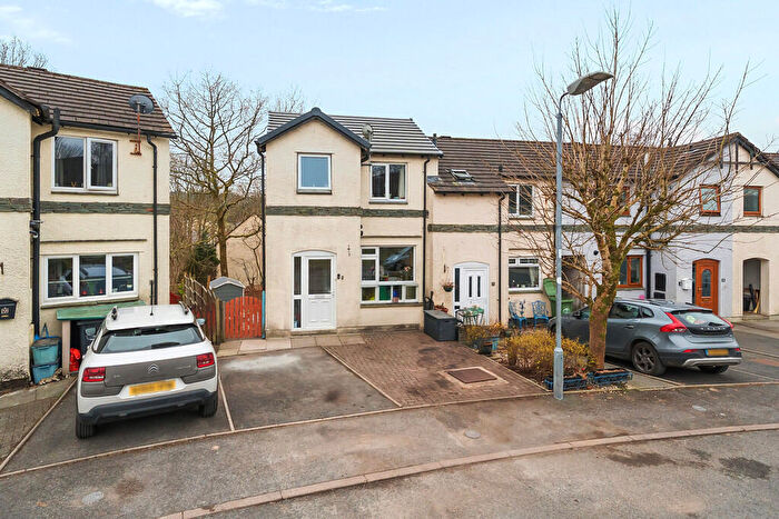 2 Bedroom End Of Terrace House For Sale In Mill Brow, Droomer, Windermere, LA23