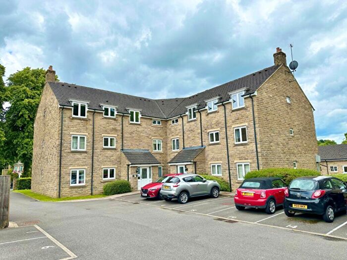 2 Bedroom Flat To Rent In Empire Court, Bailiff Bridge, Brighouse, West Yorkshire, HD6
