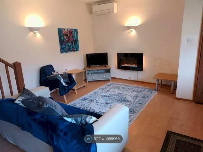 1 Bedroom Flat To Rent In Portcullis Coach House, Acton Turville, Badminton, GL9