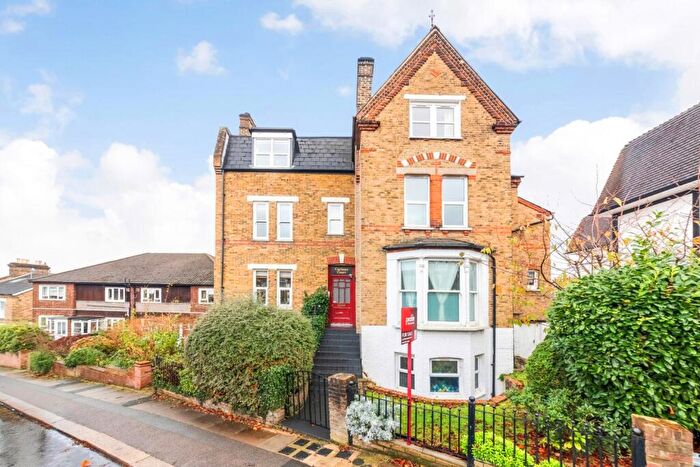 2 Bedroom Flat For Sale In Devonshire Road, Forest Hill, London, SE23