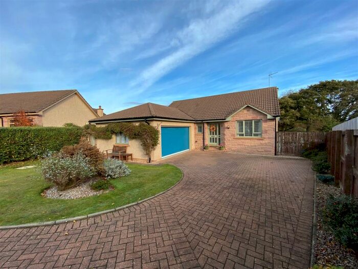 5 Bedroom Detached House For Sale In Meadow Gardens, Hopeman, Elgin, IV30